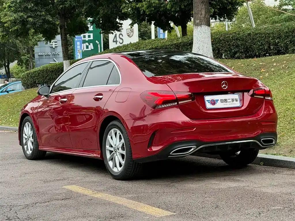 Mercedes-Benz A-Class 2021 A 200 L Sport Sedan Fashion Edition — миниатюра 4