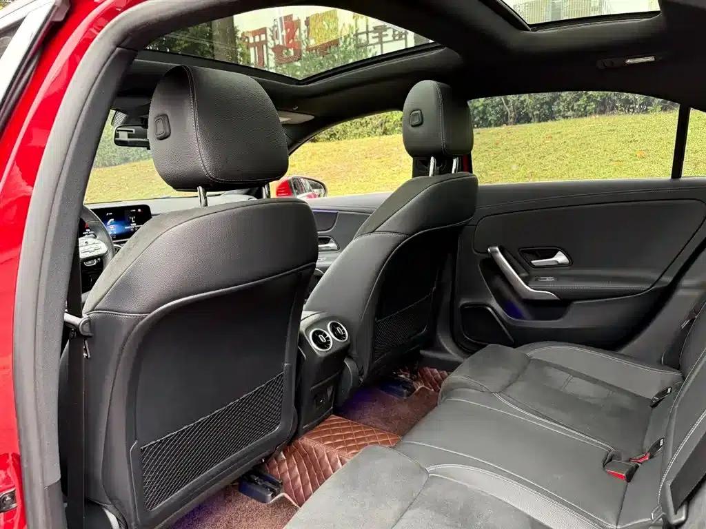 Mercedes-Benz A-Class 2021 A 200 L Sport Sedan Fashion Edition — миниатюра 9