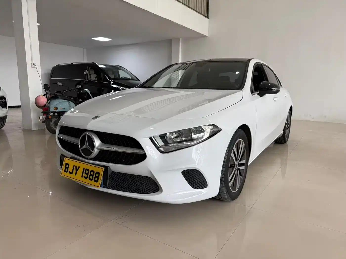 Mercedes-Benz A-Class 2020 Facelift A 180 L Sport Sedan — миниатюра 2