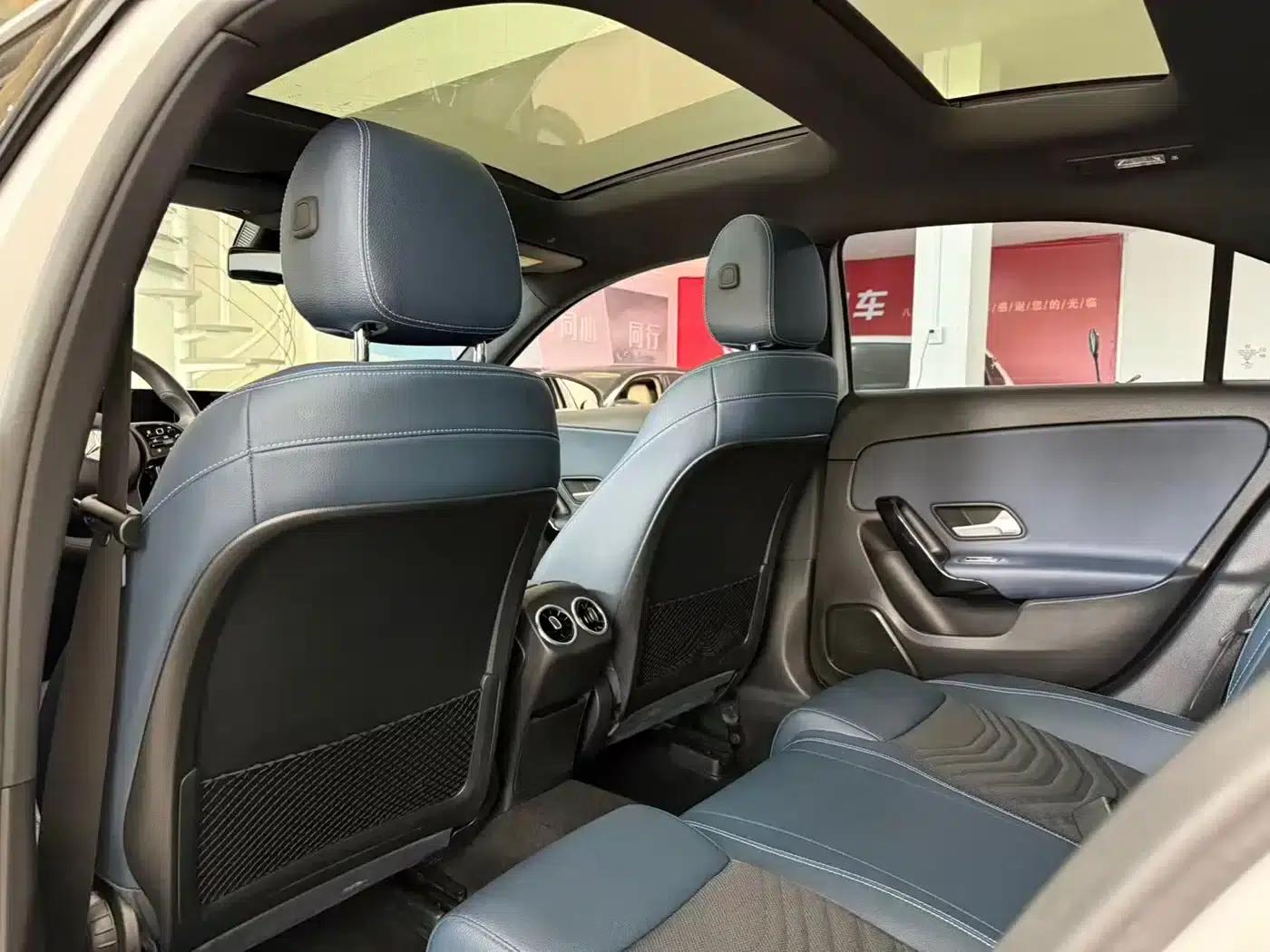Mercedes-Benz A-Class 2020 Facelift A 180 L Sport Sedan — миниатюра 8