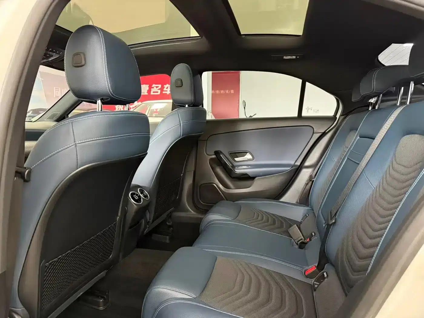 Mercedes-Benz A-Class 2020 Facelift A 180 L Sport Sedan — миниатюра 9