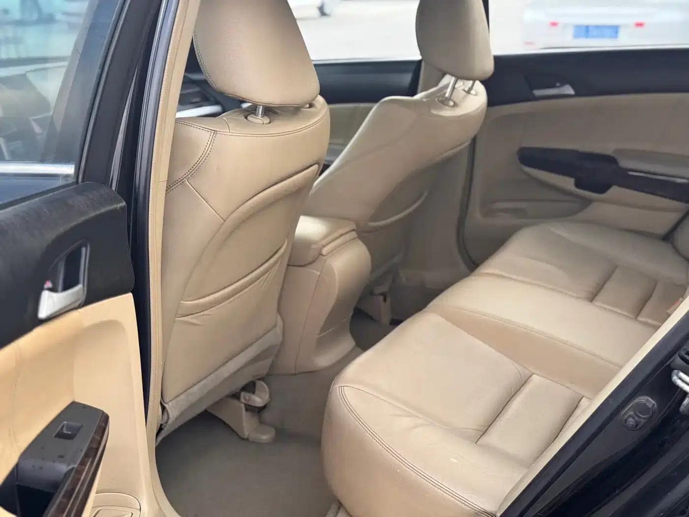 Accord 2010 2.4L EX Navi — миниатюра 6