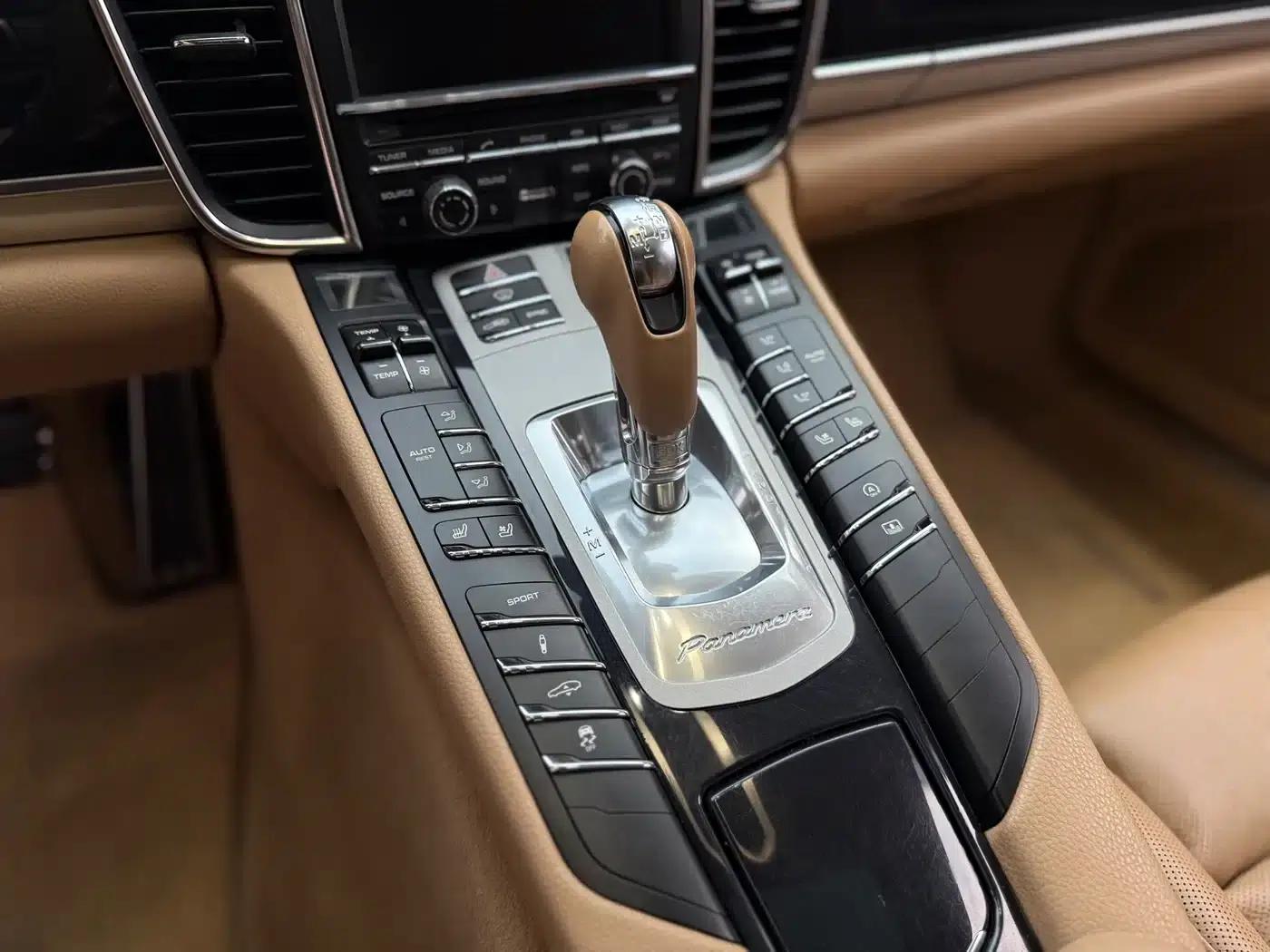2014 Panamera S Executive 3.0T — миниатюра 17
