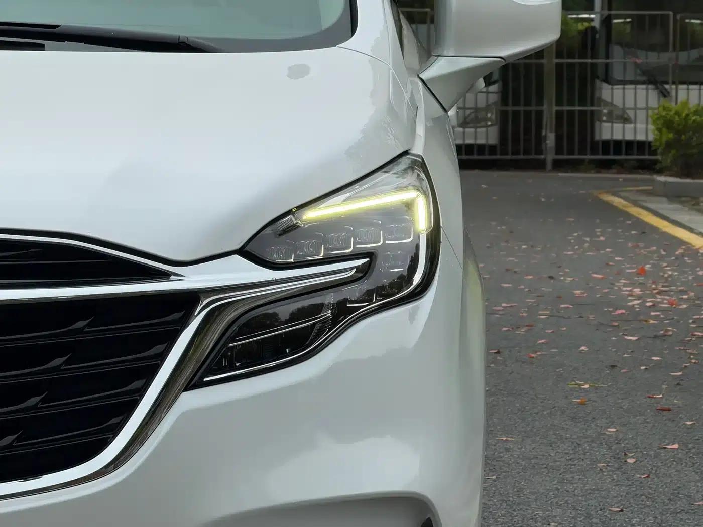 Buick GL8 2021 ES Avantgarde 653T Comfort — миниатюра 23