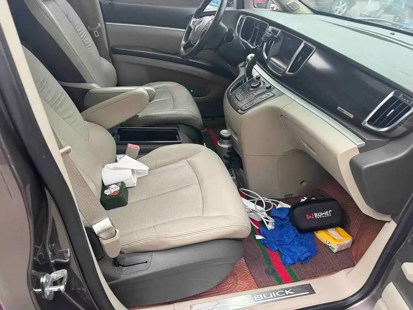 Buick GL8 2013 3.0L XT Luxury Business Flagship Edition — миниатюра 4