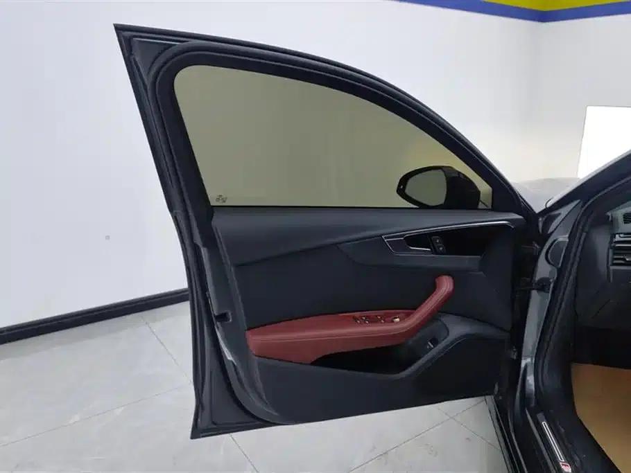 Audi A4L 2023 40 TFSI Luxury Dynamic — миниатюра 7