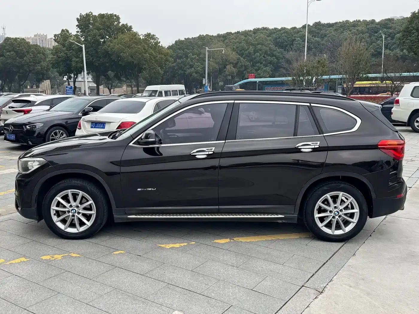 BMW X1 2016 sDrive18Li Fashion Edition — миниатюра 3