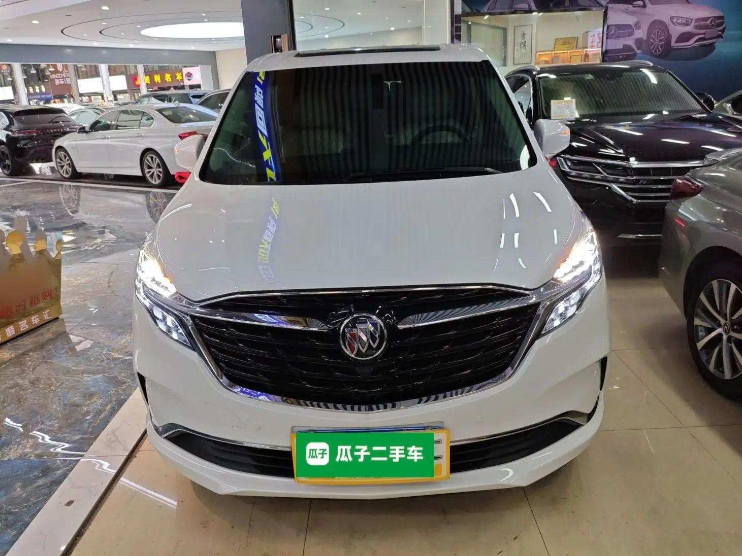 Buick GL8 2022 ES Landtrek 653T Comfort Edition — миниатюра 2
