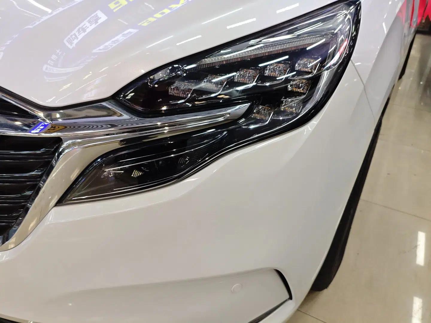 Buick GL8 2022 ES Landtrek 653T Comfort Edition — миниатюра 5