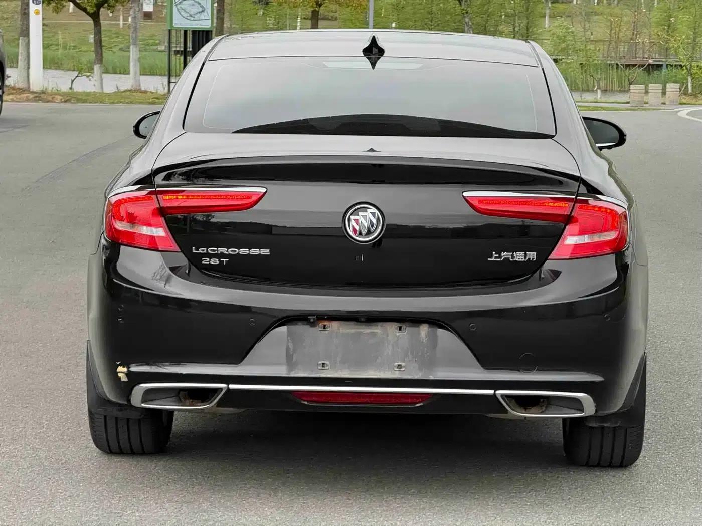 Buick LaCrosse 2019 28T Elite — миниатюра 4