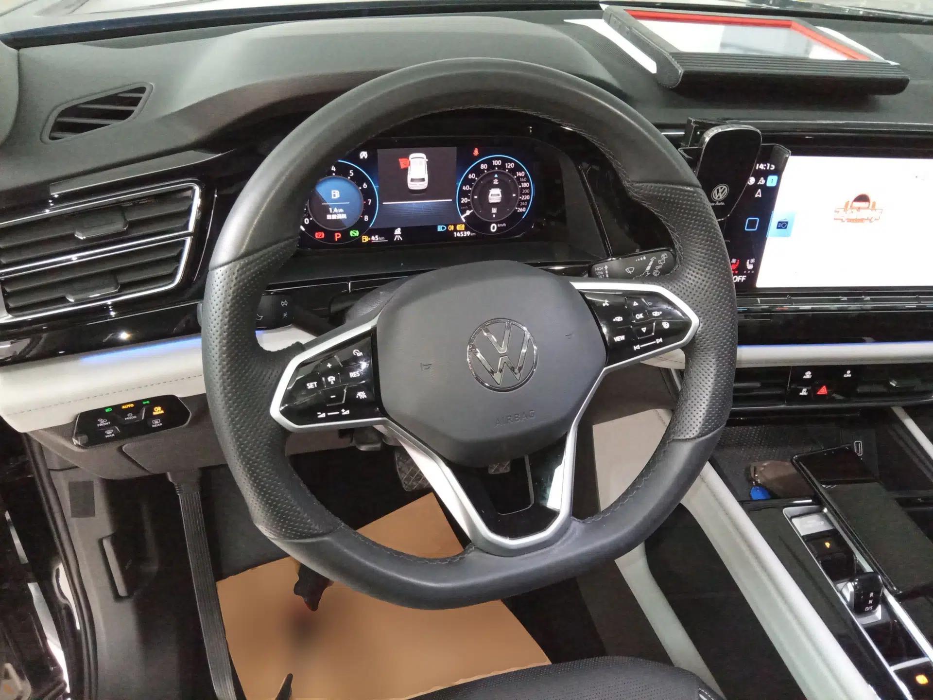 Volkswagen Teramont 2024 380TSI Four-Wheel Drive Prestige Luxury Edition — миниатюра 13
