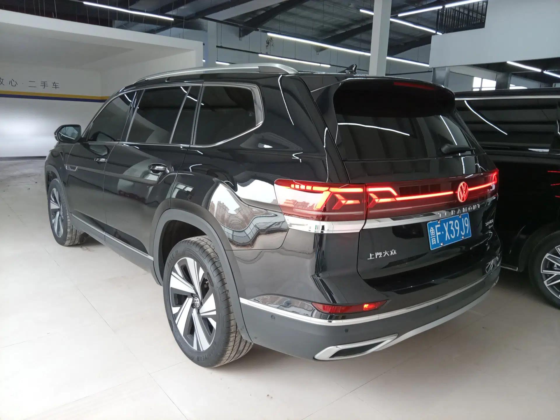 Volkswagen Teramont 2024 380TSI Four-Wheel Drive Prestige Luxury Edition — миниатюра 7