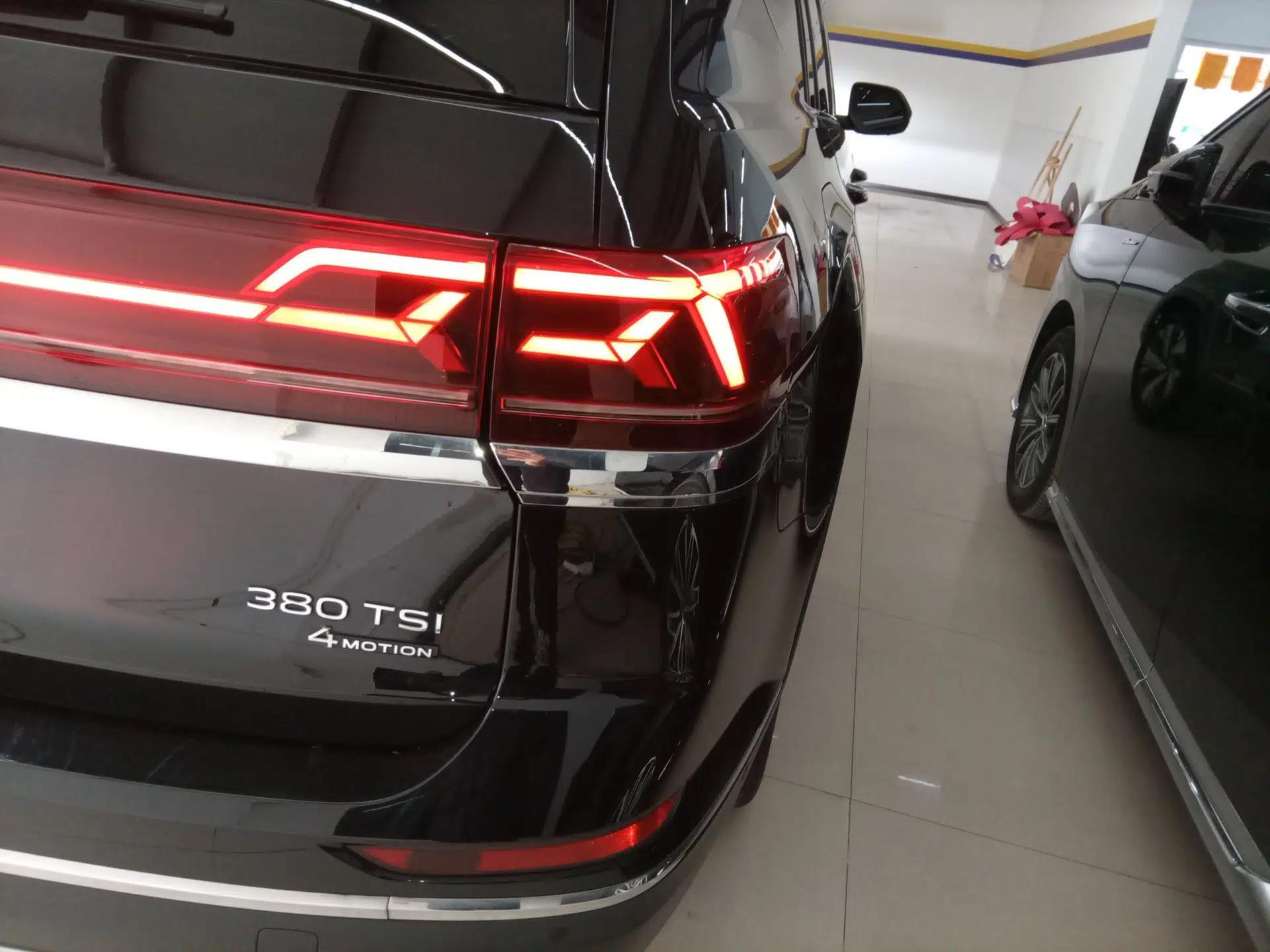 Volkswagen Teramont 2024 380TSI Four-Wheel Drive Prestige Luxury Edition — миниатюра 8