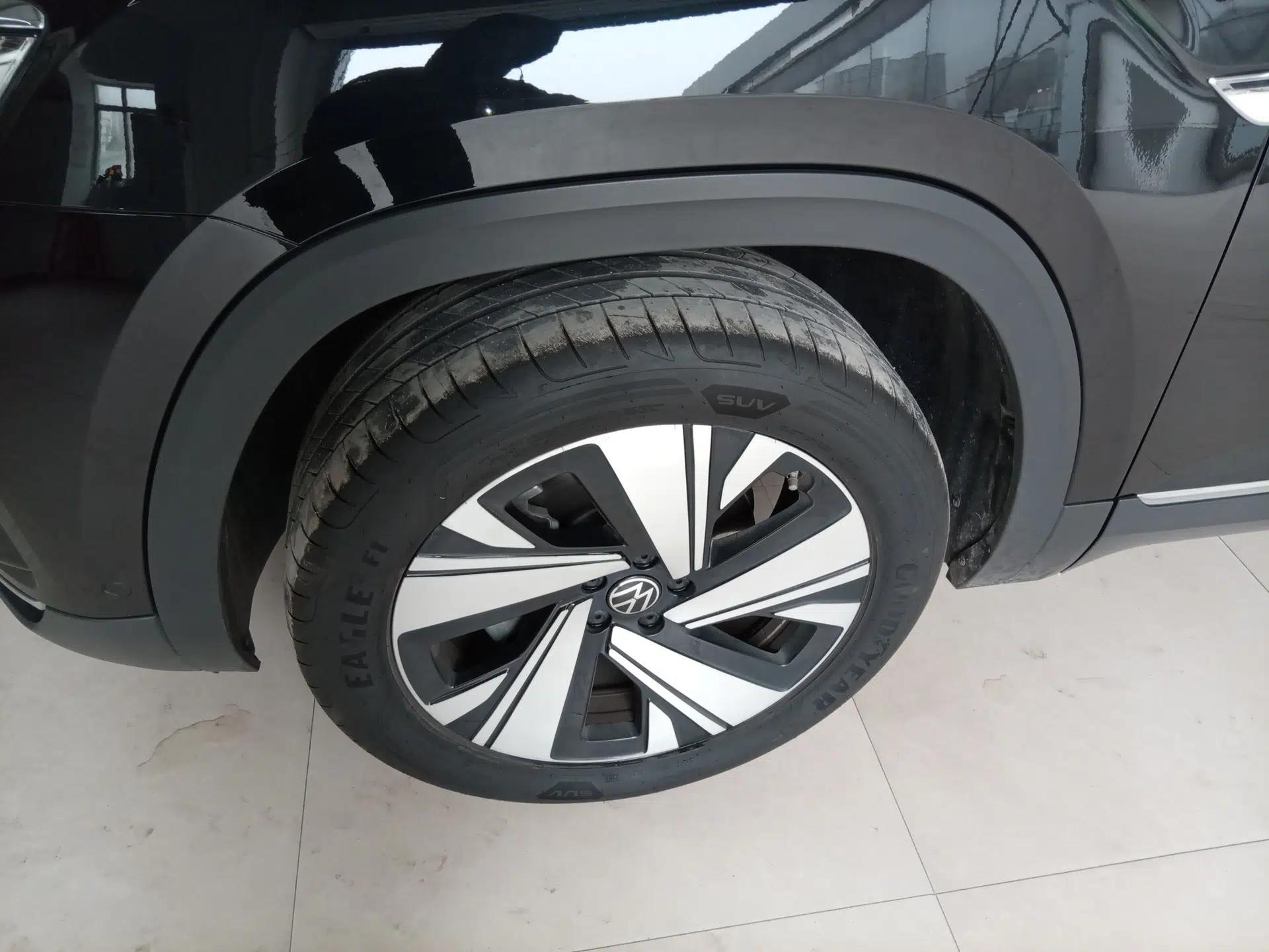 Volkswagen Teramont 2024 380TSI Four-Wheel Drive Prestige Luxury Edition — миниатюра 9