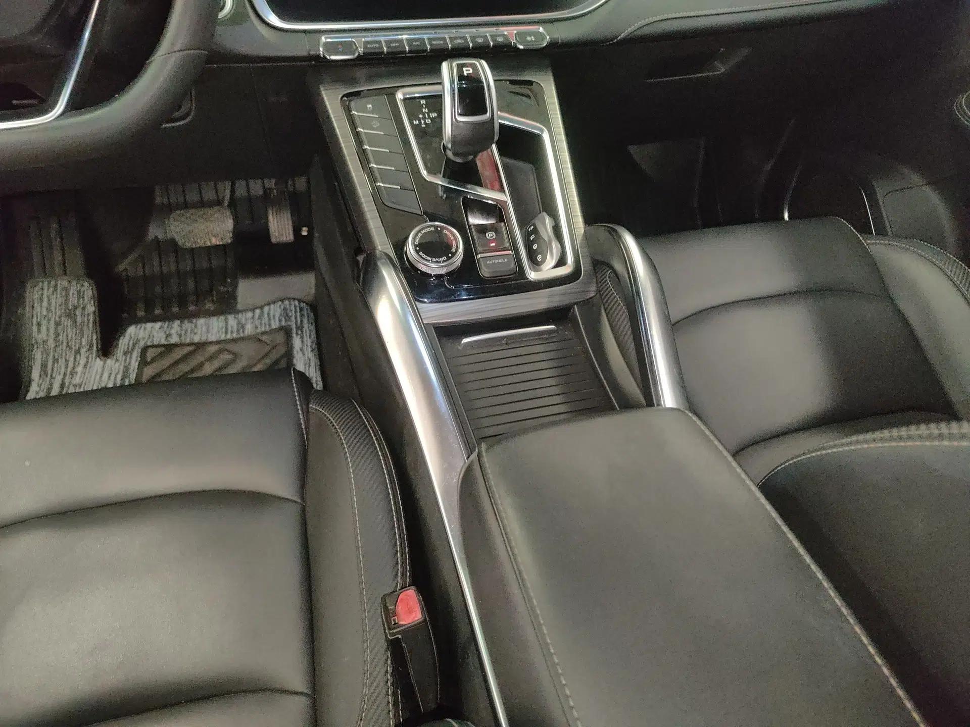 Geely Auto Emgrand X7 Sport 2020 1.8TD DCT Smart Connect PRO — миниатюра 17