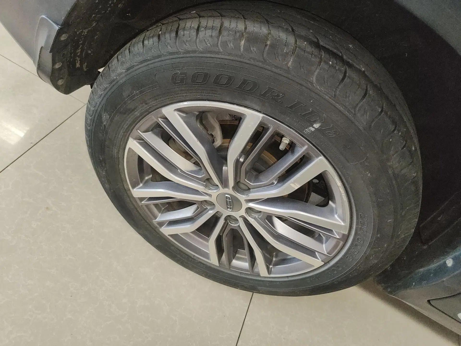 Geely Auto Emgrand X7 Sport 2020 1.8TD DCT Smart Connect PRO — миниатюра 10