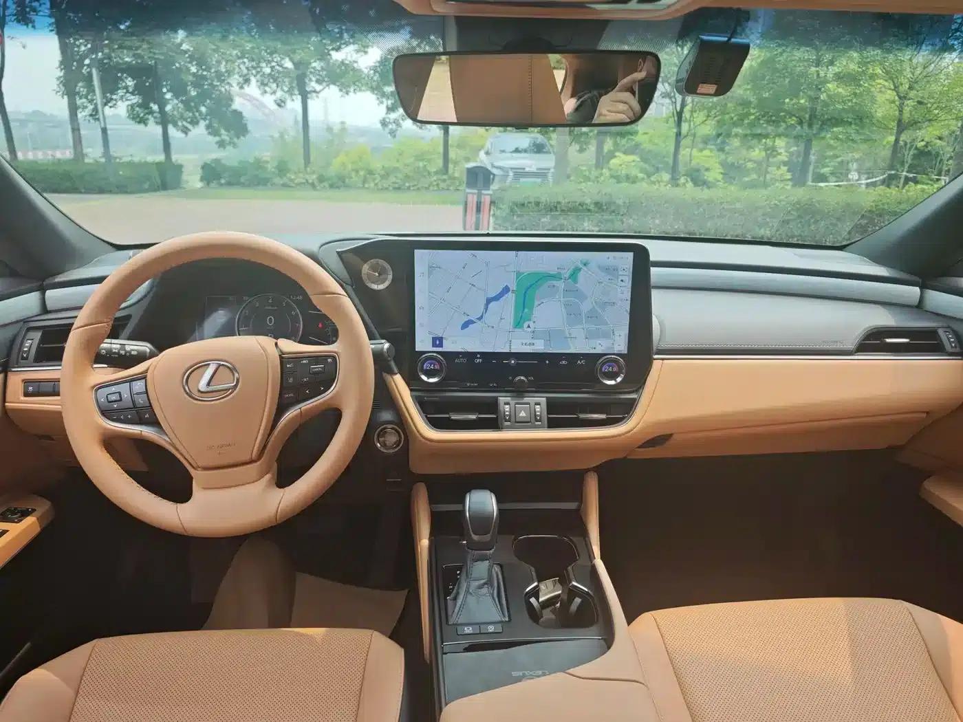 Lexus ES 2025 200 Premium Edition — миниатюра 12