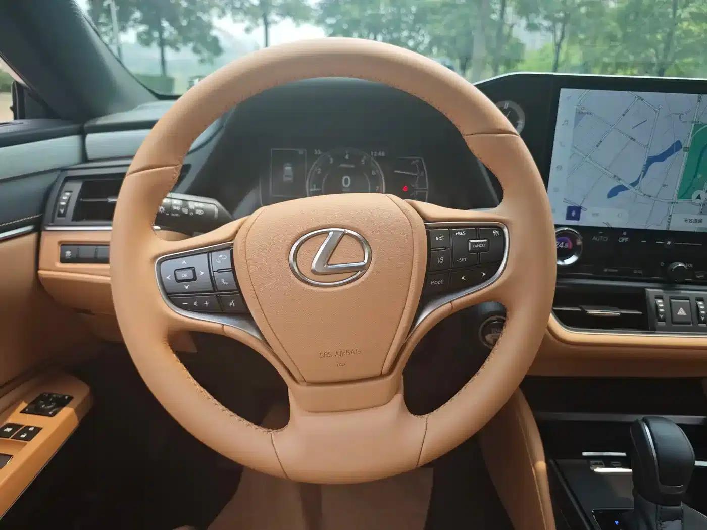 Lexus ES 2025 200 Premium Edition — миниатюра 13
