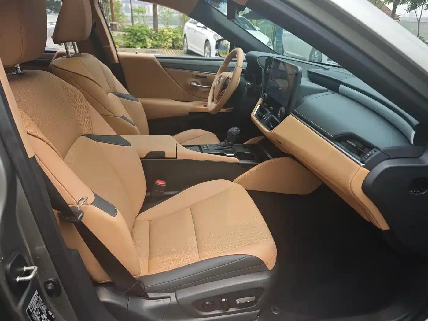 Lexus ES 2025 200 Premium Edition — миниатюра 15