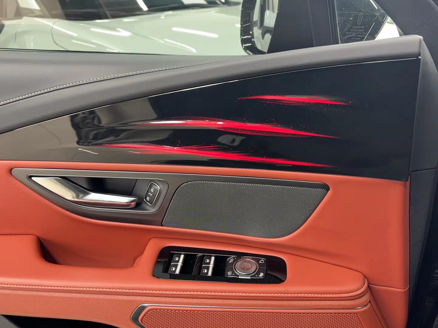 Lincoln Nautilus 2025 2.0T All-Wheel-Drive Luxury Hybrid Edition — миниатюра 12