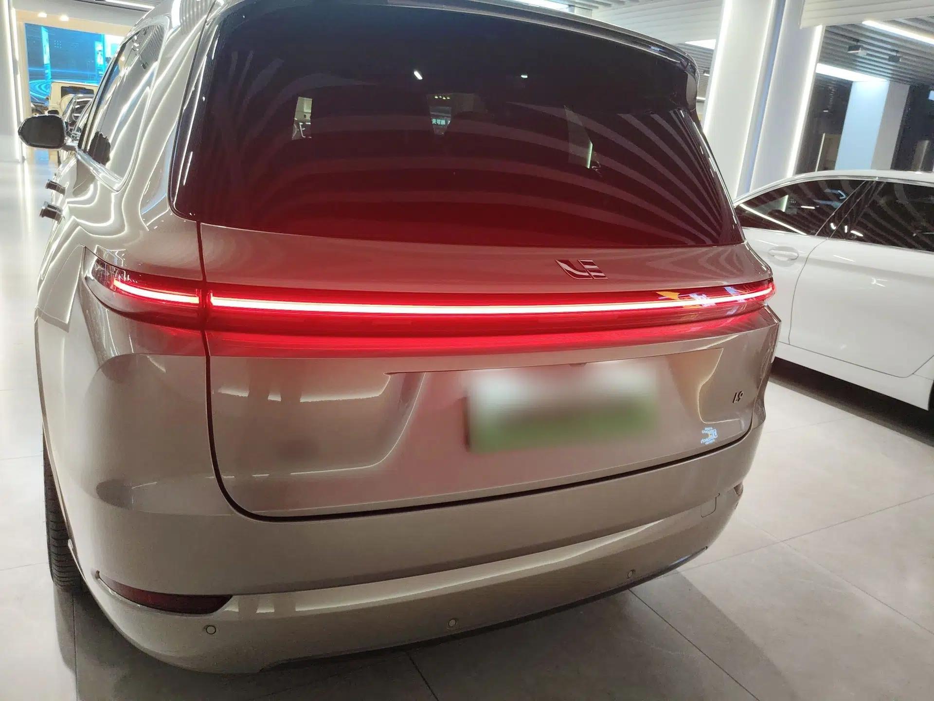 Li Auto L9 2022 Max model — миниатюра 3