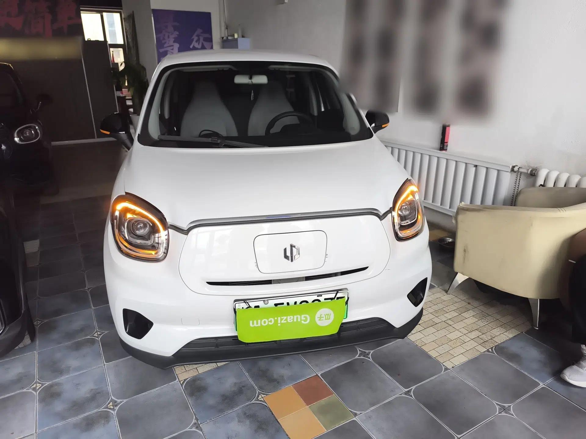 Leapmotor T03 2023 200 Lite Edition — миниатюра 2