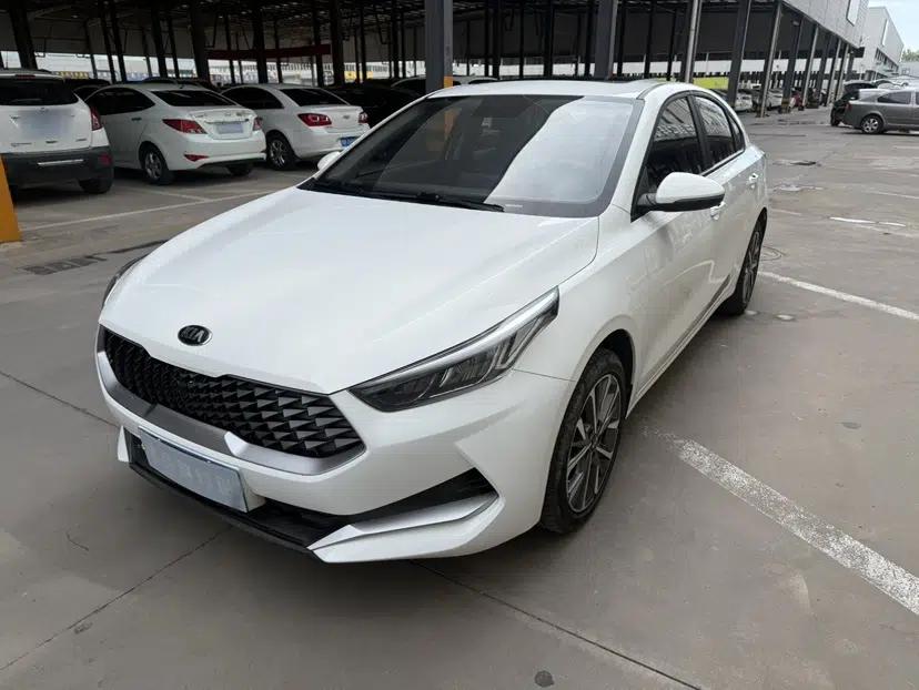 Kia K3 2020 1.5L CVT New Sharp Edition with Sunroof — миниатюра 3