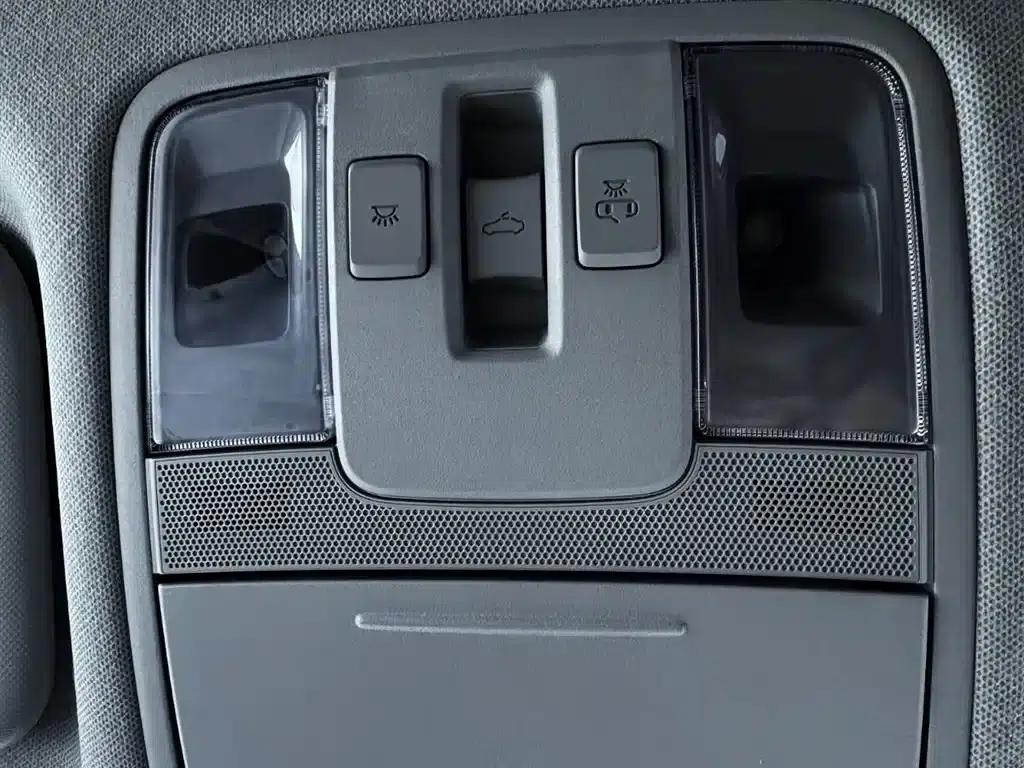 Kia K3 2021 Facelift 1.5L CVT Fashion Edition — миниатюра 20