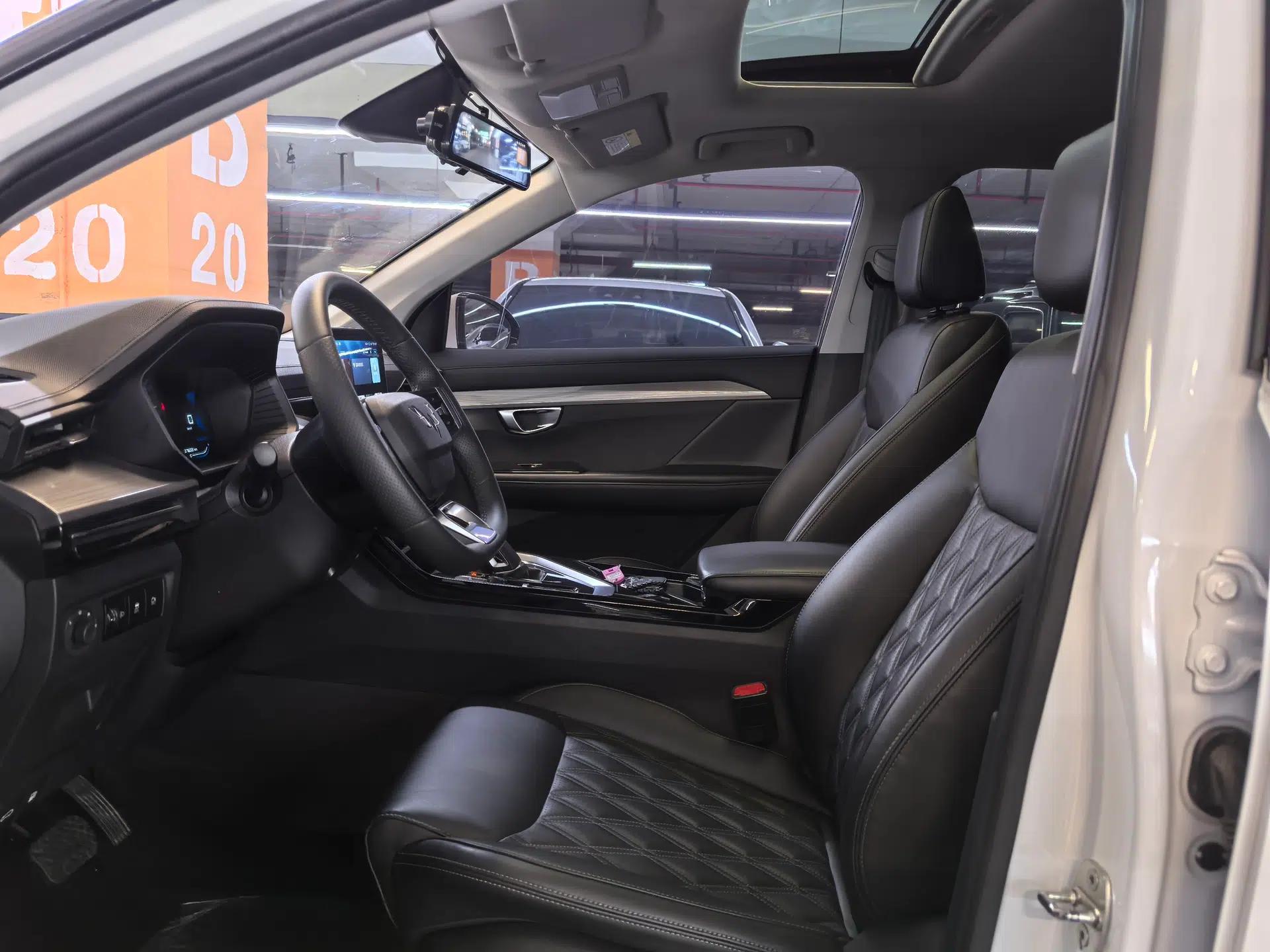 Wuling Asta 2022 2.0L DHT Electric-Speed Version — миниатюра 10