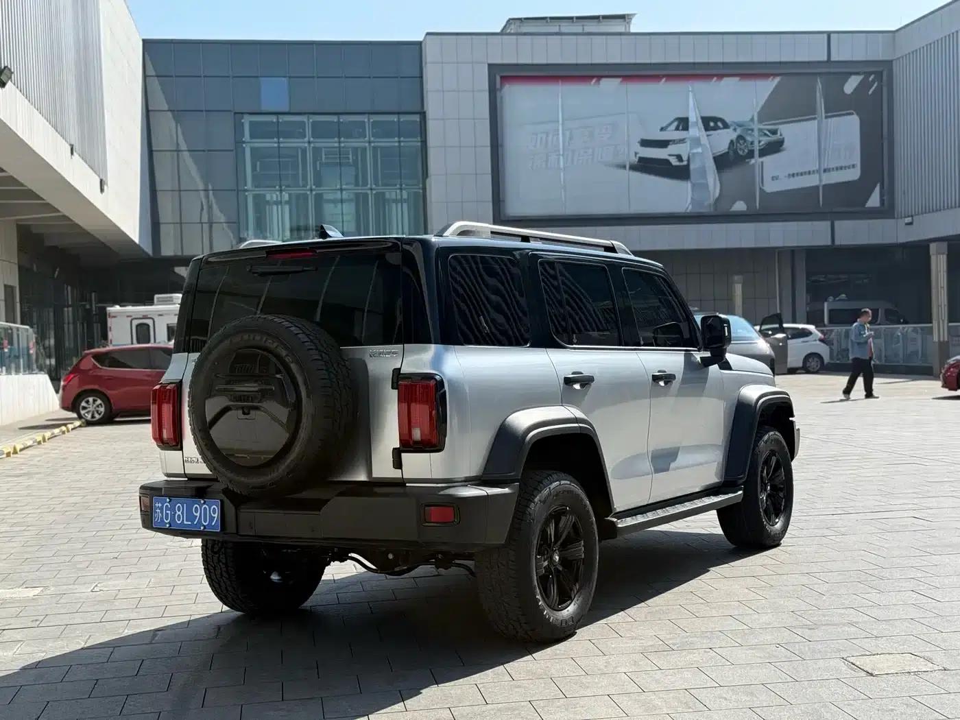 Tank 300 2023 Off-Road Edition 2.0T Conqueror — миниатюра 4