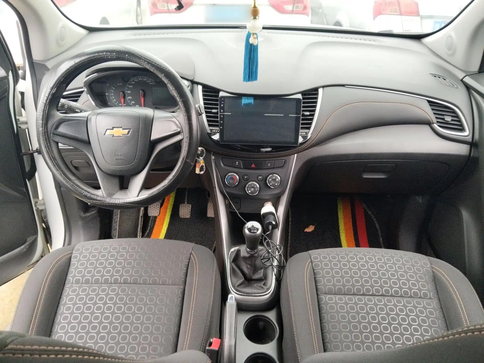 Chevrolet Trax 2017 1.4T Manual Two-Wheel Drive Comfort Model — миниатюра 13
