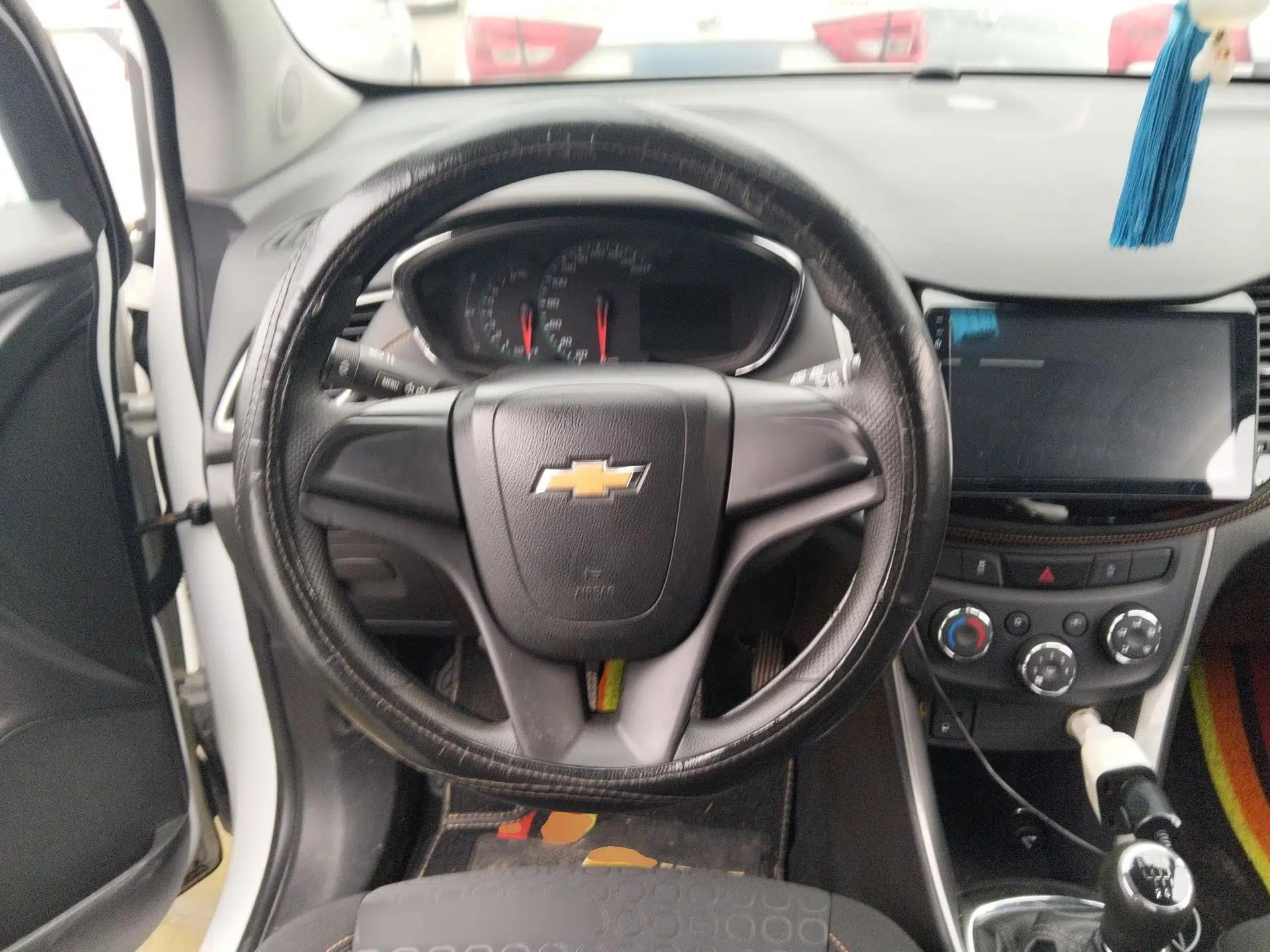 Chevrolet Trax 2017 1.4T Manual Two-Wheel Drive Comfort Model — миниатюра 14