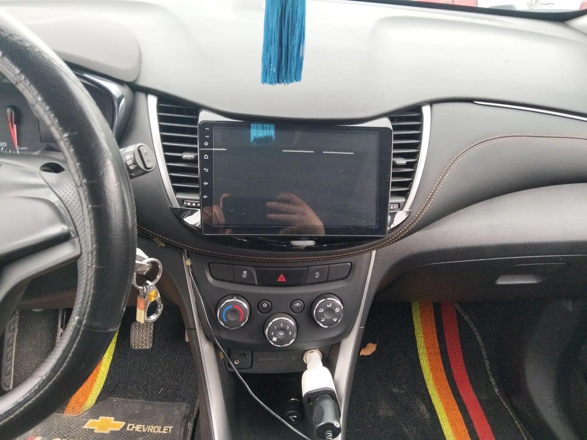 Chevrolet Trax 2017 1.4T Manual Two-Wheel Drive Comfort Model — миниатюра 16