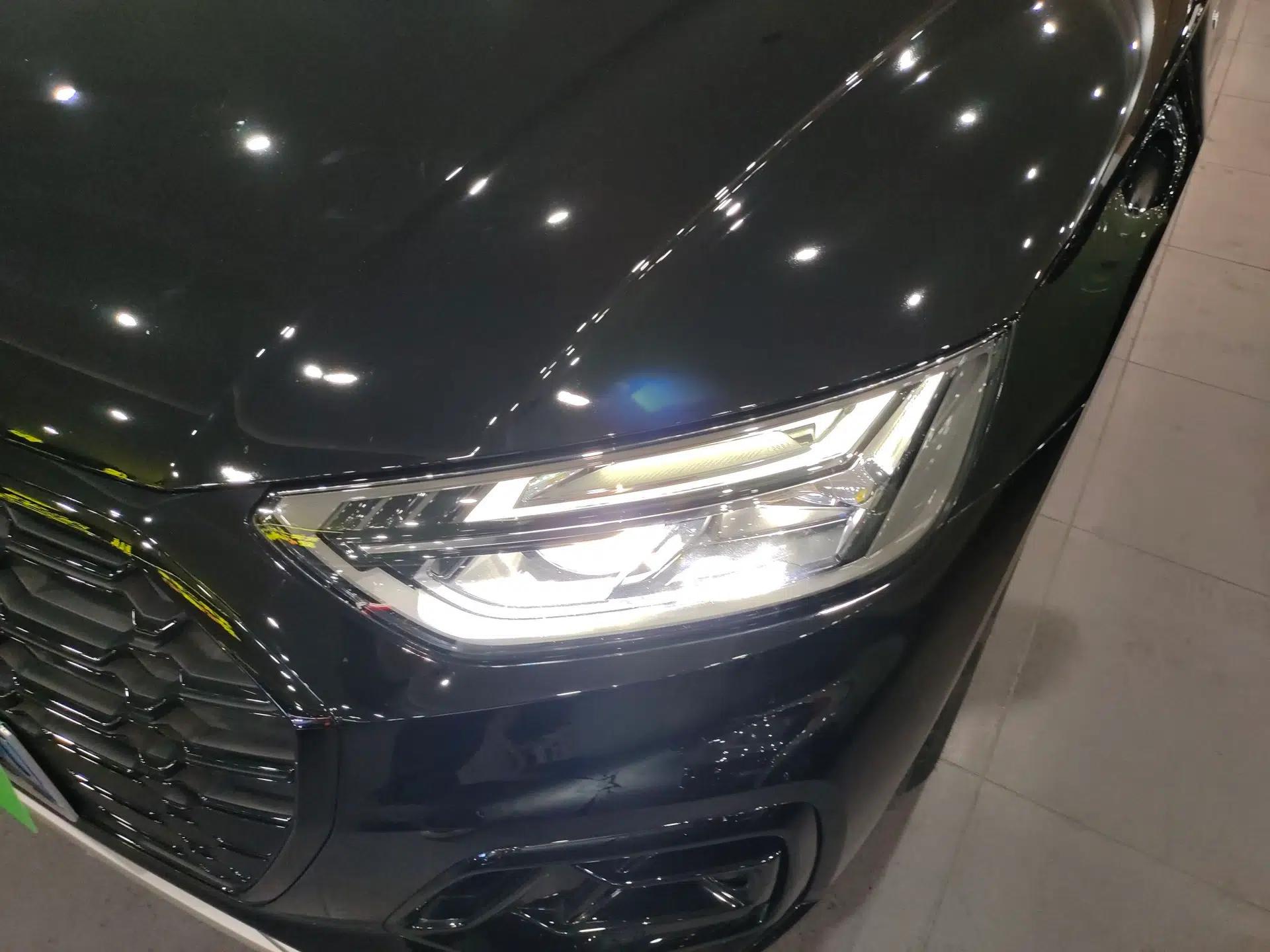 Audi Q5L 2023 40T Luxury Dynamic Model — миниатюра 9