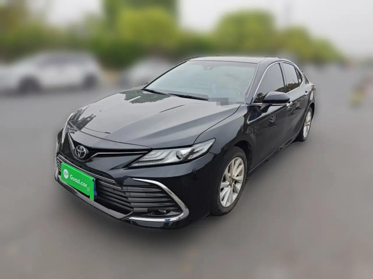 Toyota Camry 2021 2.0G Luxury Edition — миниатюра 1