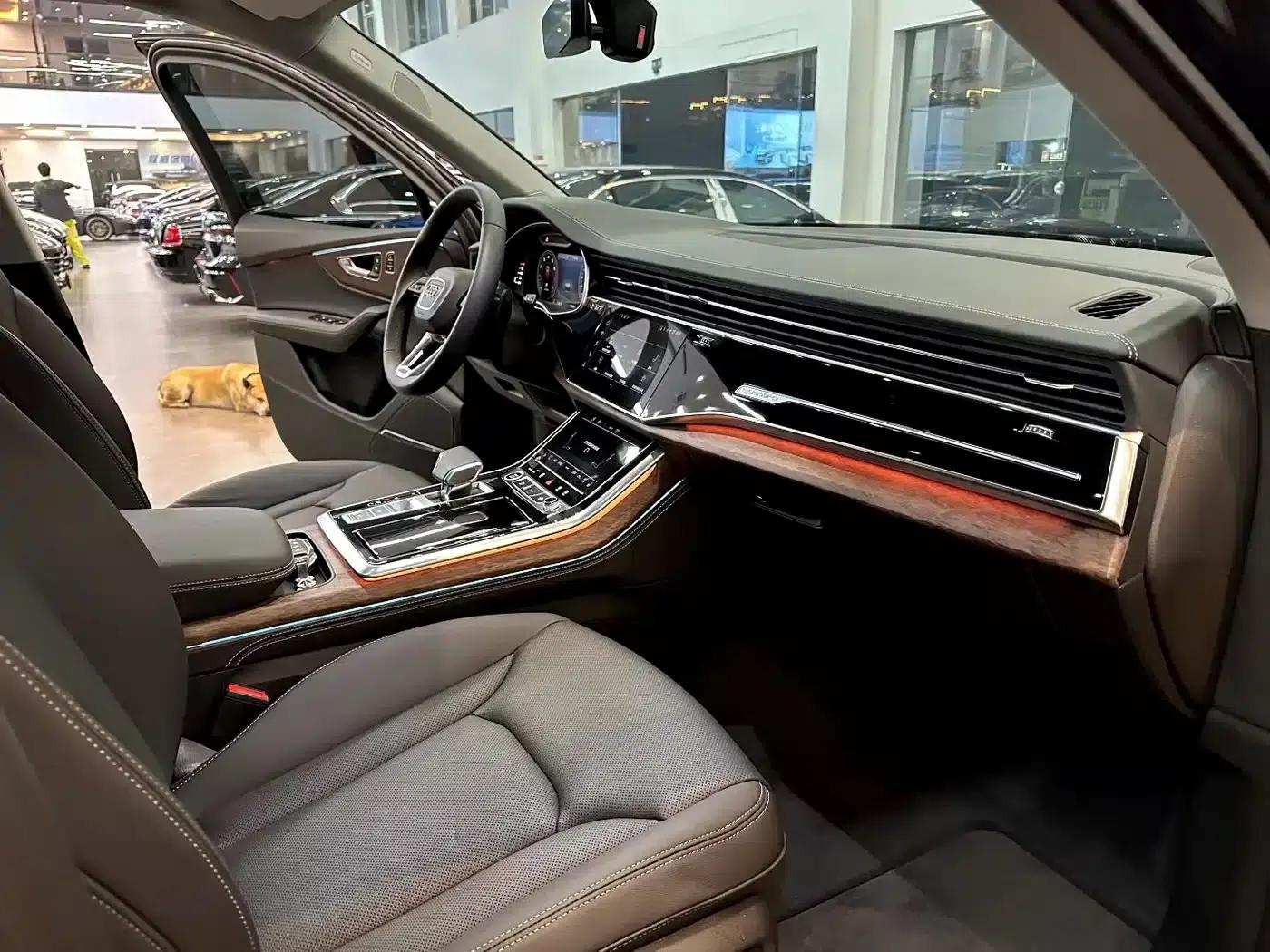 Audi Q7 2025 55 TFSI quattro S line Black Knight Edition — миниатюра 7