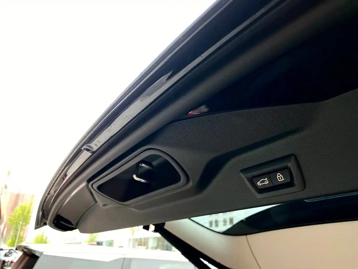 BMW X5 2022 xDrive 30Li Luxury M Sport Package — миниатюра 7