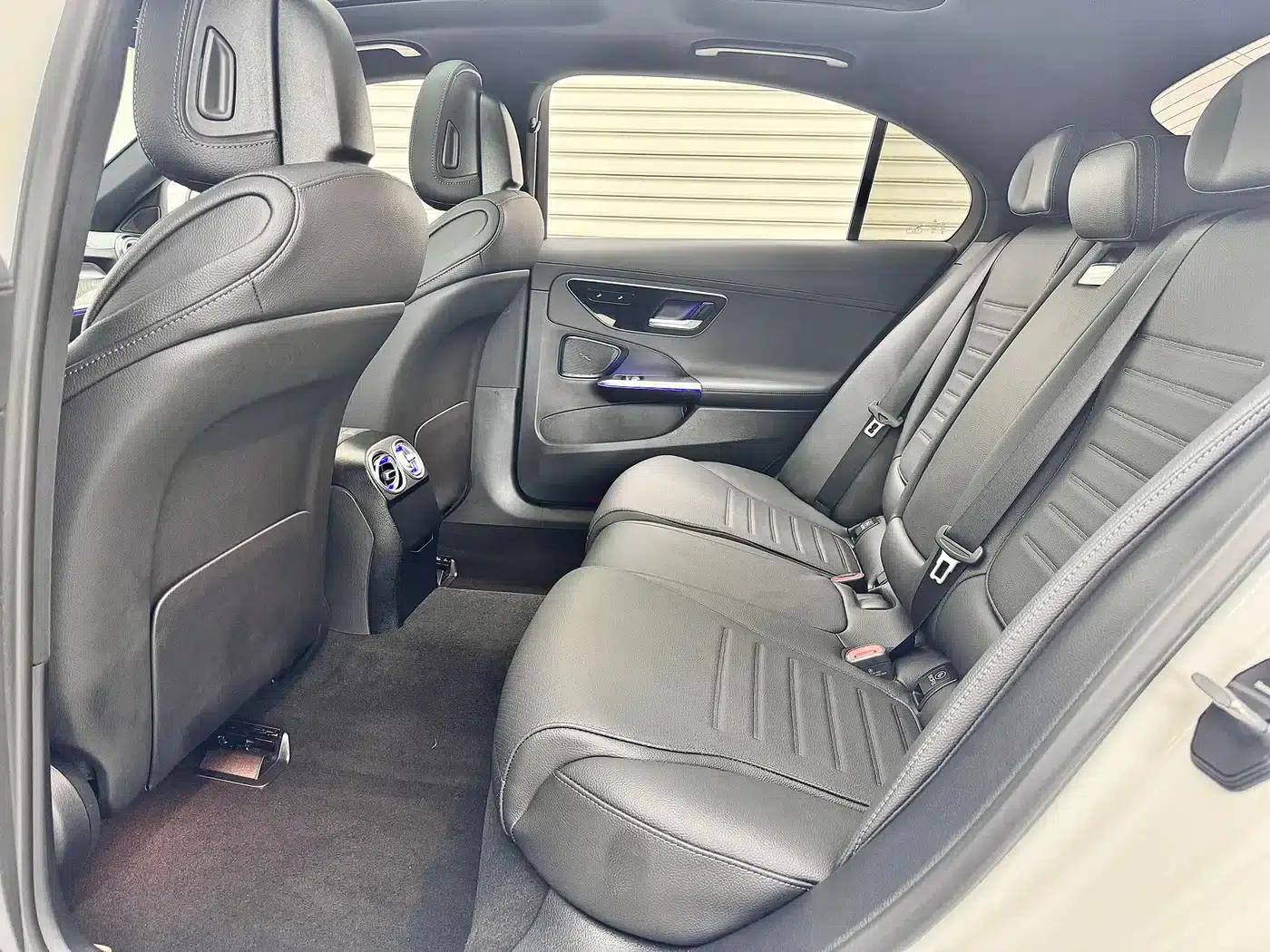 Mercedes-Benz C-Class 2024 Facelift C 260 L Sport Edition — миниатюра 10