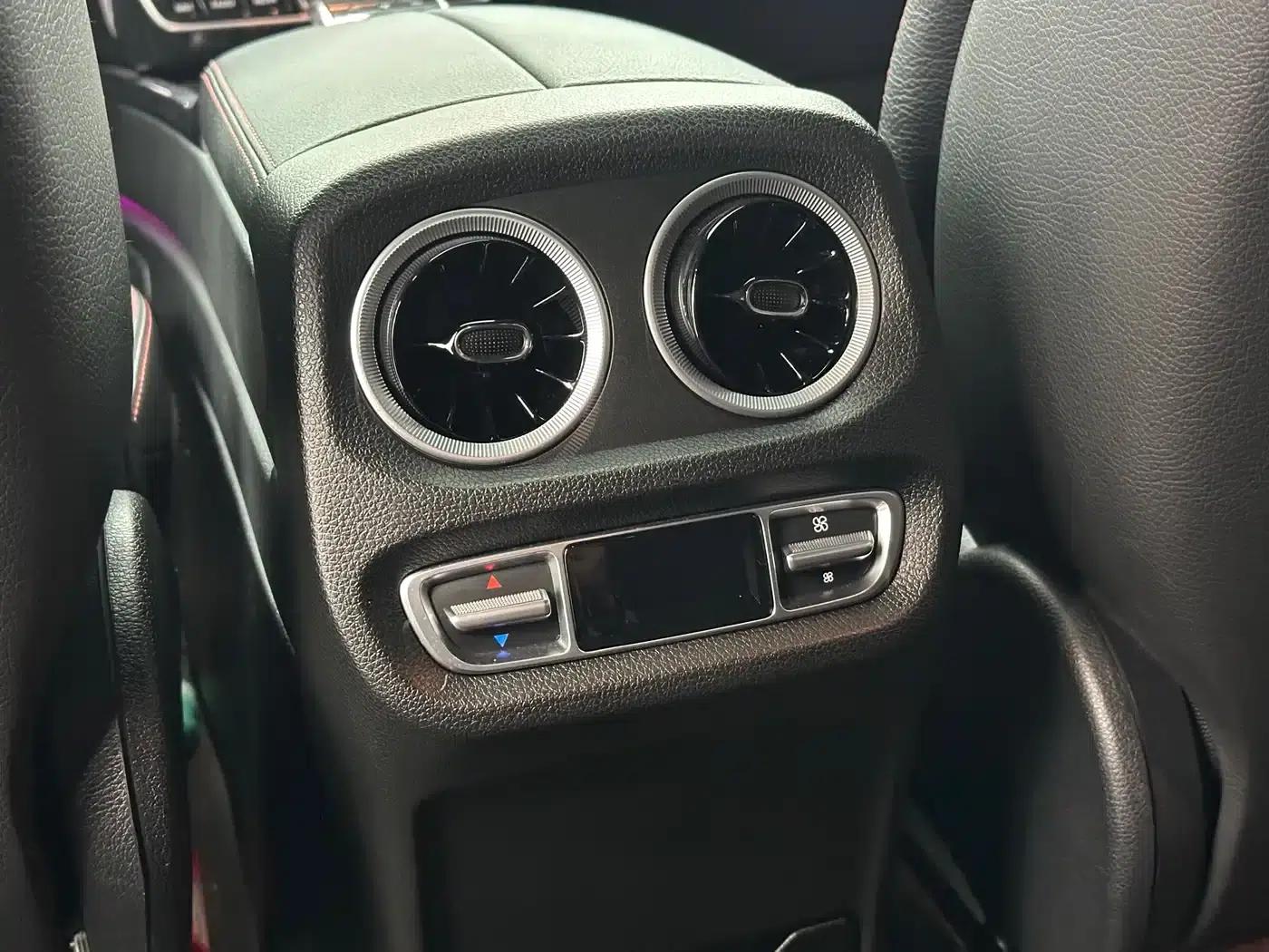 2023 Mercedes-Benz G-Class G 400 d European Spec — миниатюра 30