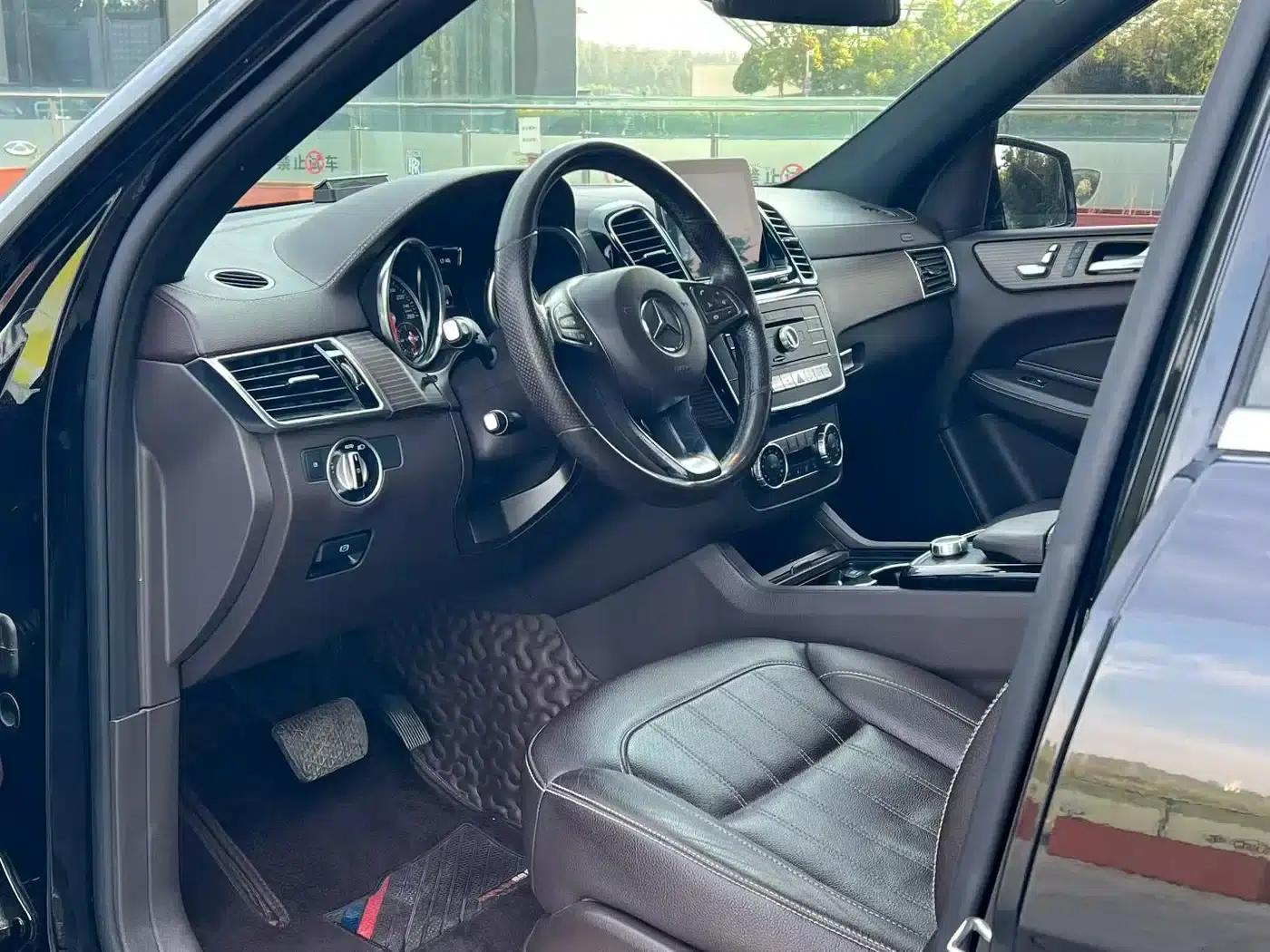 2019 Mercedes-Benz GLE 320 4MATIC Dynamic Limited Edition — миниатюра 4