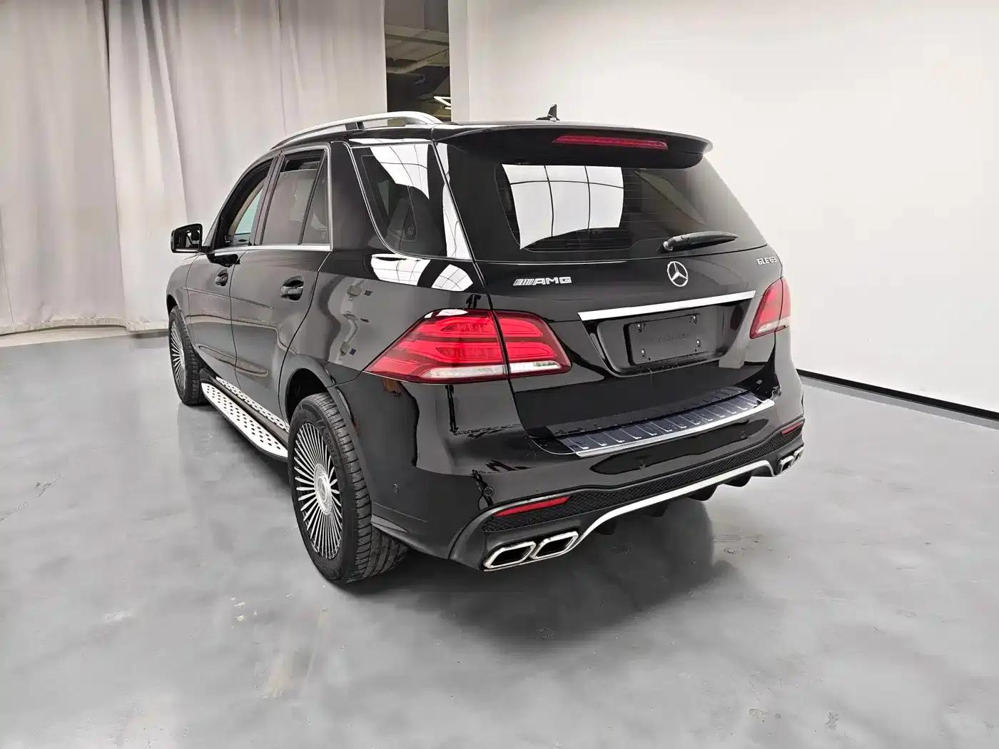 Mercedes-Benz GLE 2019 GLE 320 4MATIC Luxury Edition — миниатюра 13