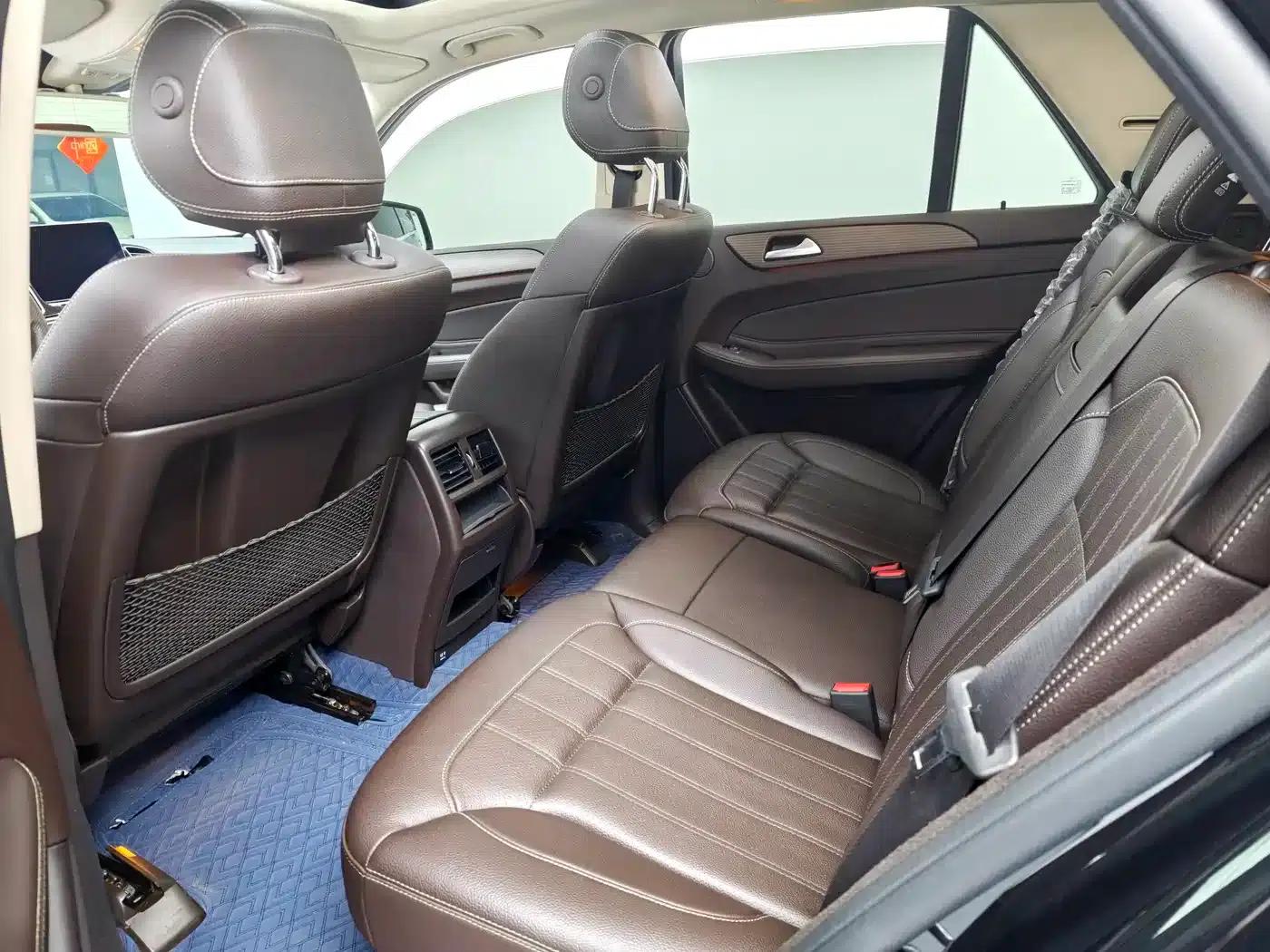 Mercedes-Benz GLE 2019 GLE 320 4MATIC Luxury Edition — миниатюра 10