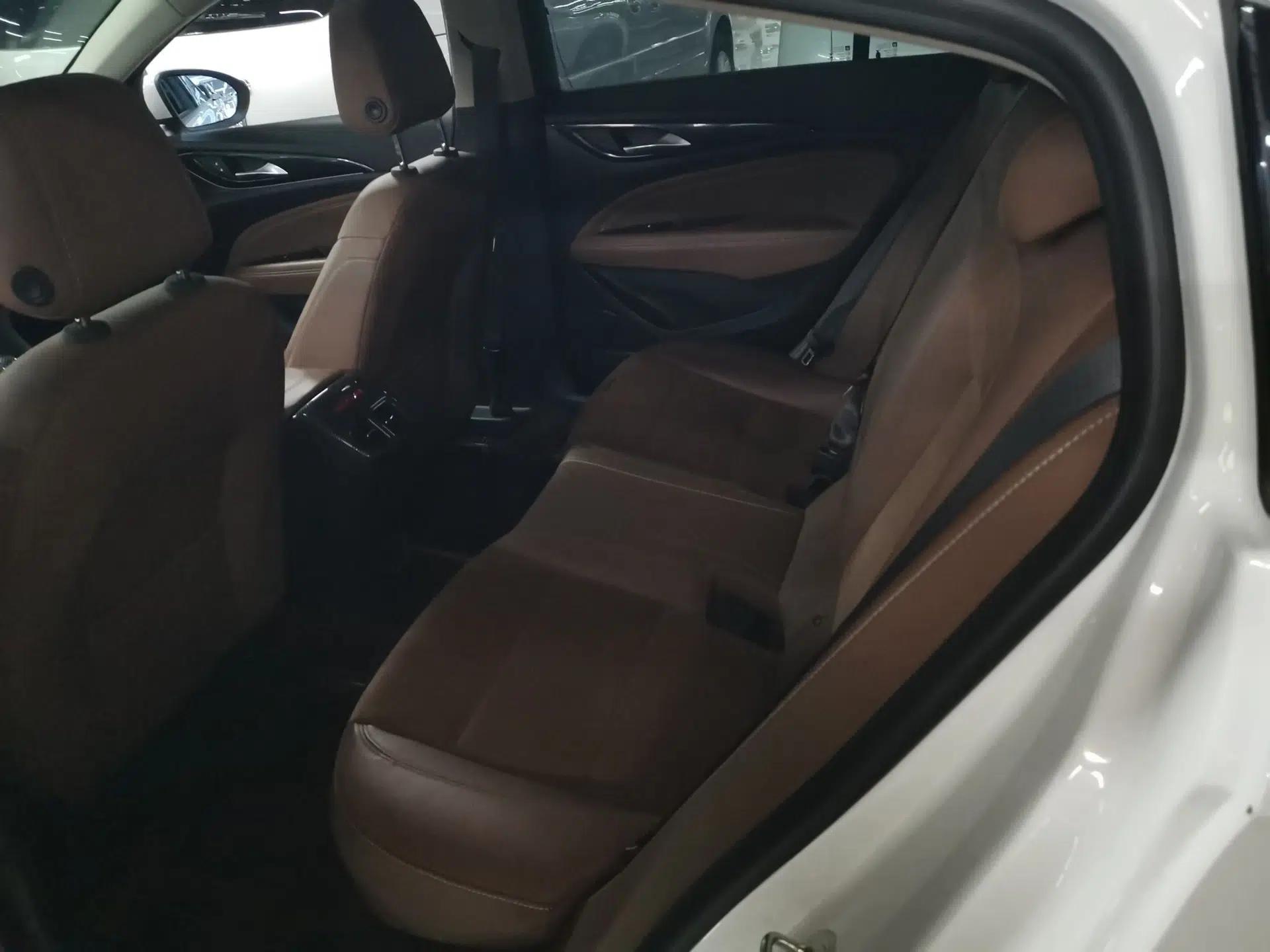 Buick Regal 2019 20T Elite Version China VI Standard — миниатюра 20