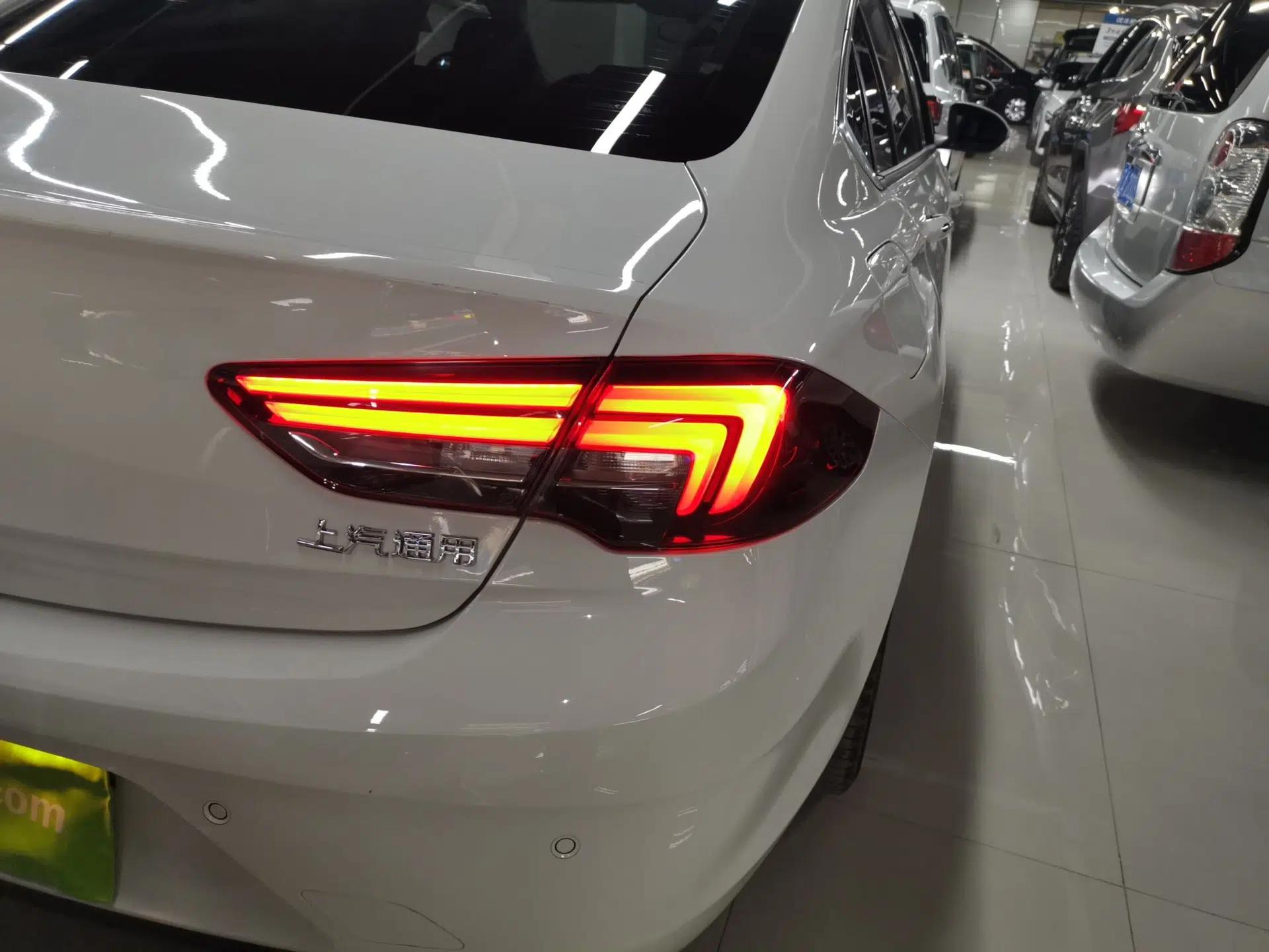 Buick Regal 2019 20T Elite Version China VI Standard — миниатюра 7