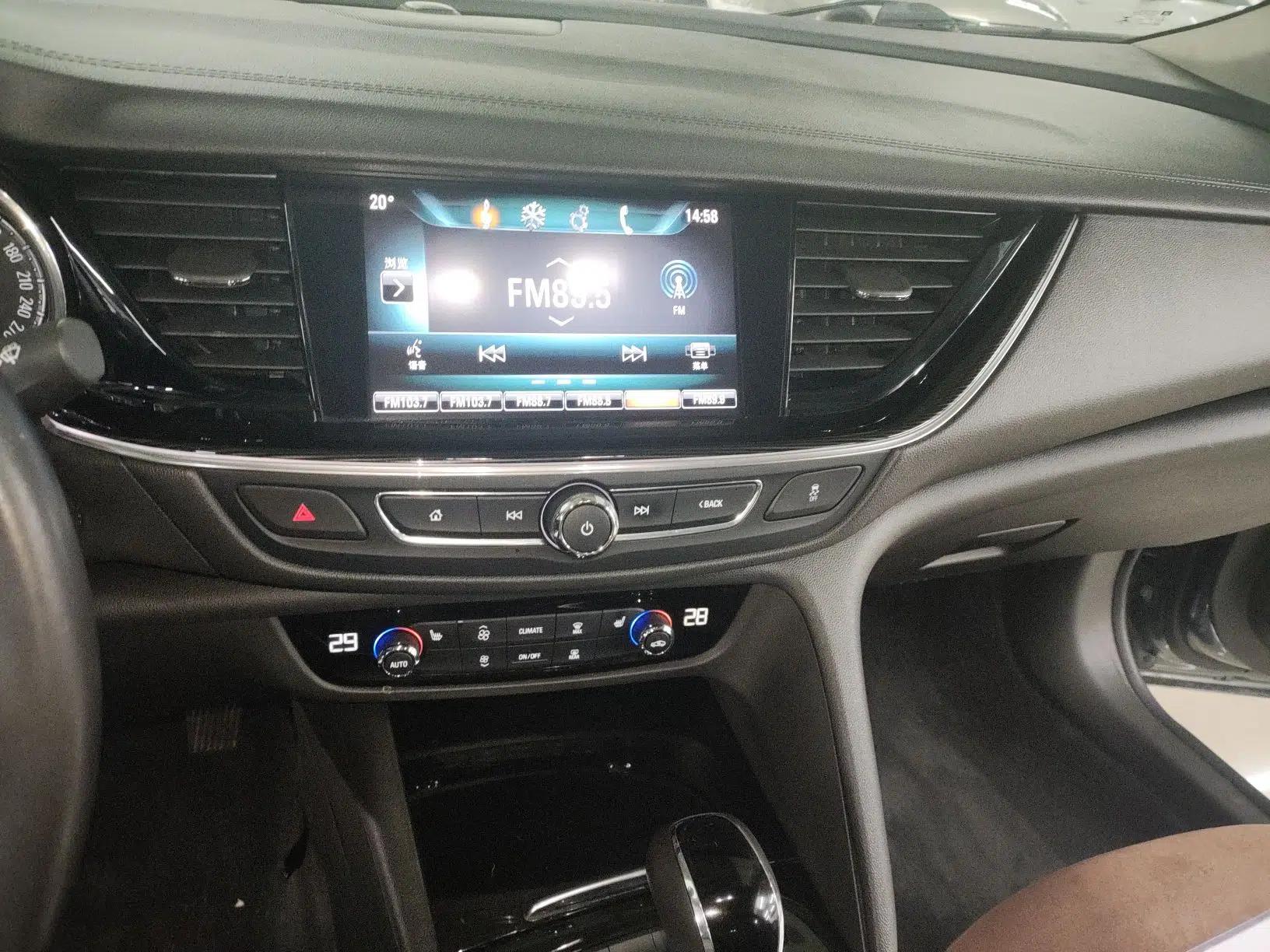 Buick Regal 2019 20T Elite Version China VI Standard — миниатюра 13