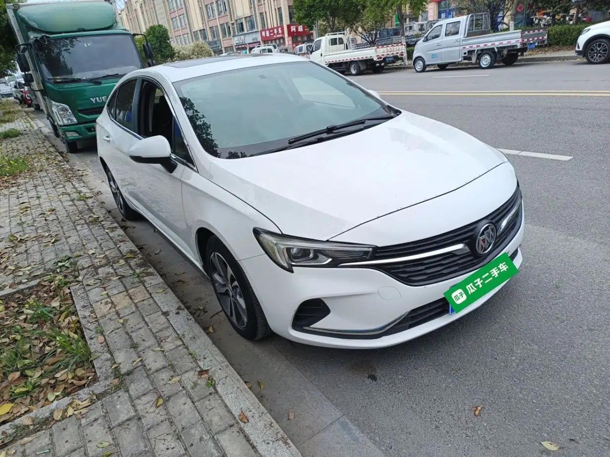 Buick Verano 2020 20T CVT Leading Edition — миниатюра 3