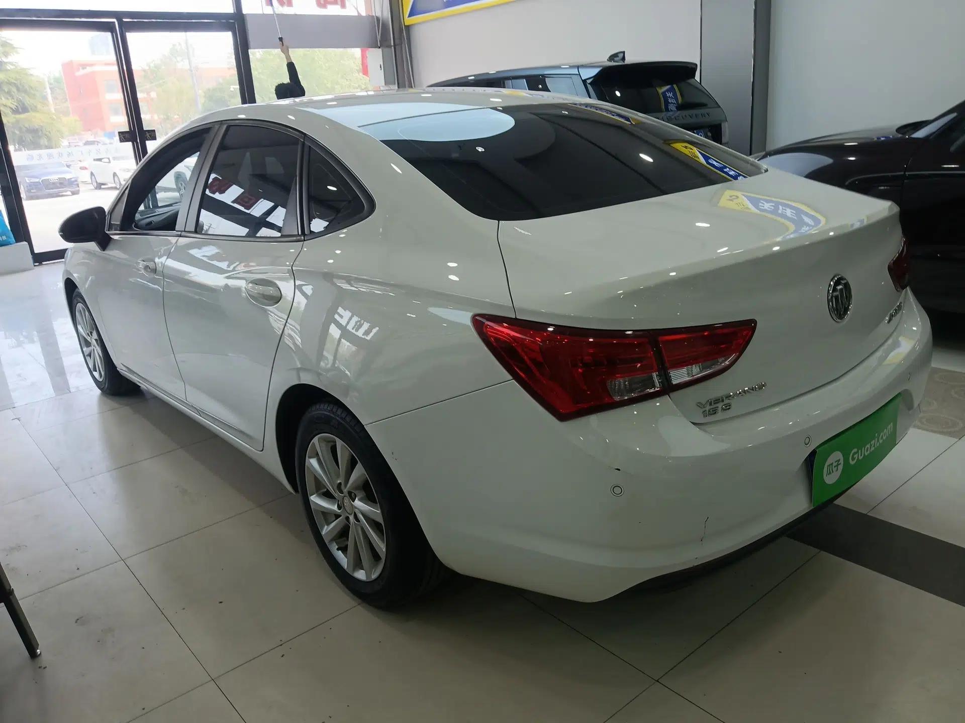 Buick Verano 2017 Sedan 15S Automatic Leading Model — миниатюра 4