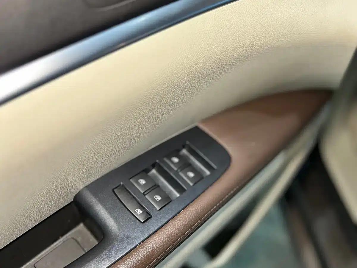 Buick GL8 2022 Land Business Class 652T Luxury — миниатюра 23