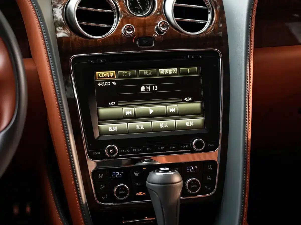 2017 Flying Spur 4.0T V8 Standard Edition — миниатюра 18
