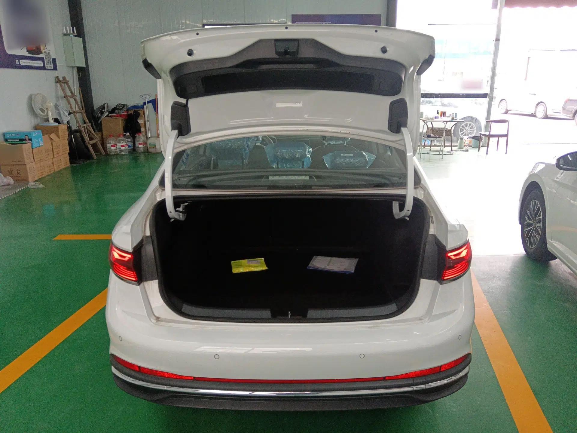 Volkswagen Sagitar 2025 Facelift 200TSI DSG Flyover Edition — миниатюра 22